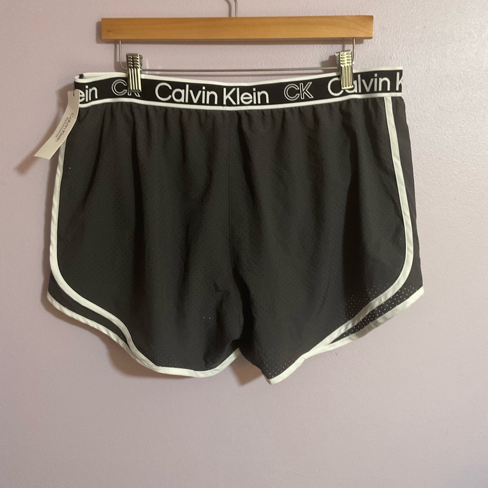 CALVIN KLEIN PERFORMANCE